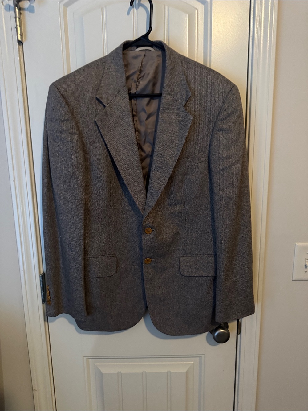 Men's Tan Tweed Two-Button Blazer - Classic Tailored Style
